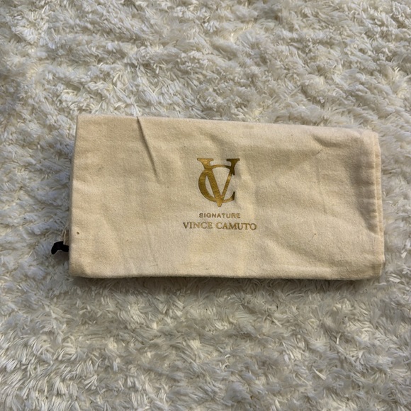 Vince Camuto Dust Bag - Picture 3 of 5